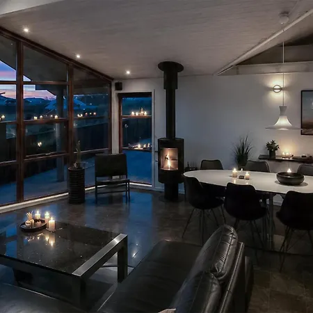 Stunning In Hvide Sande With Sauna Casa de Férias